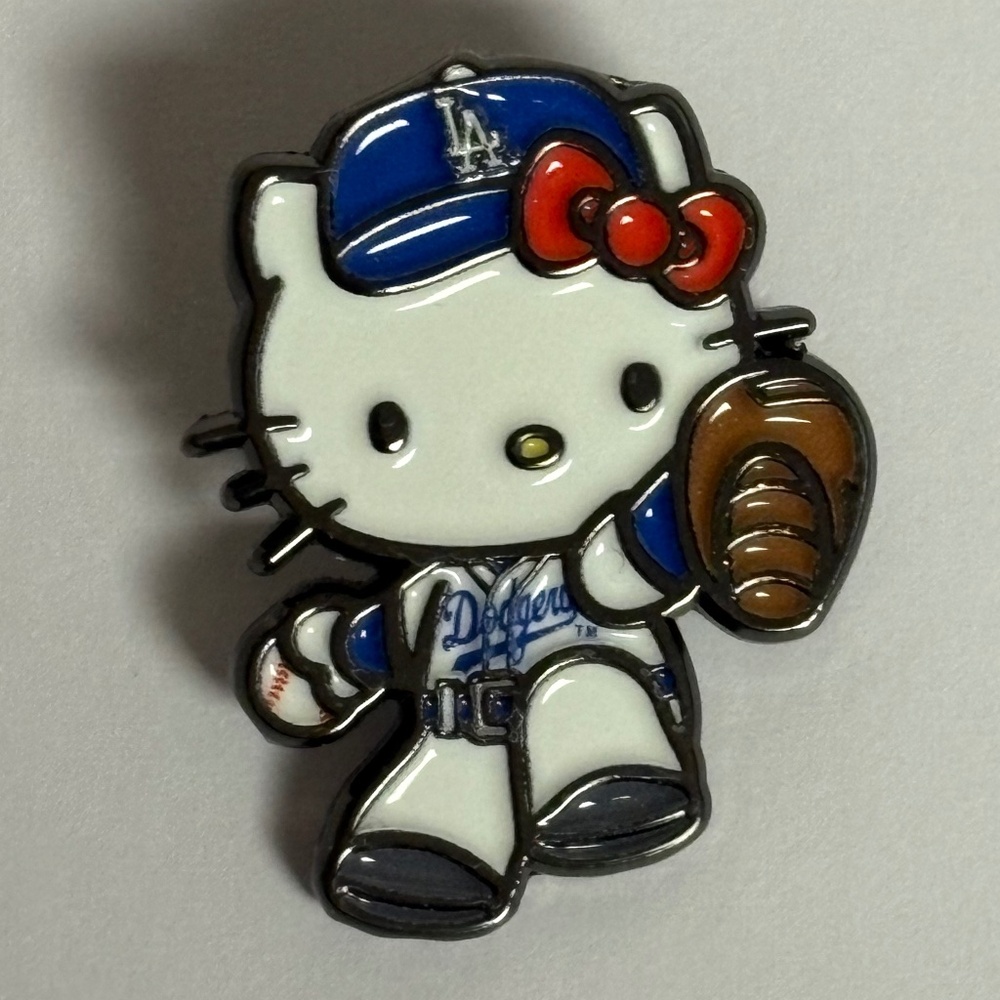 LA Dodgers Shohei Ohtani Hello Kitty Hat Pin Pins Hats Bag Fitted New Era Hatpin
